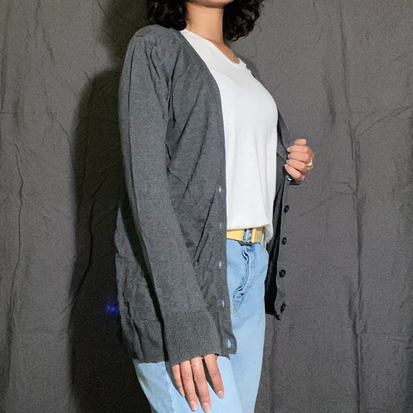 Cardigan - Picture 2 of 3